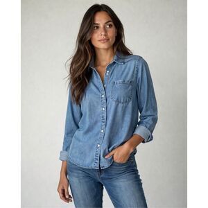 Mossimo Chambray Button Up Shirt Women’s Small Lyocell Blue
